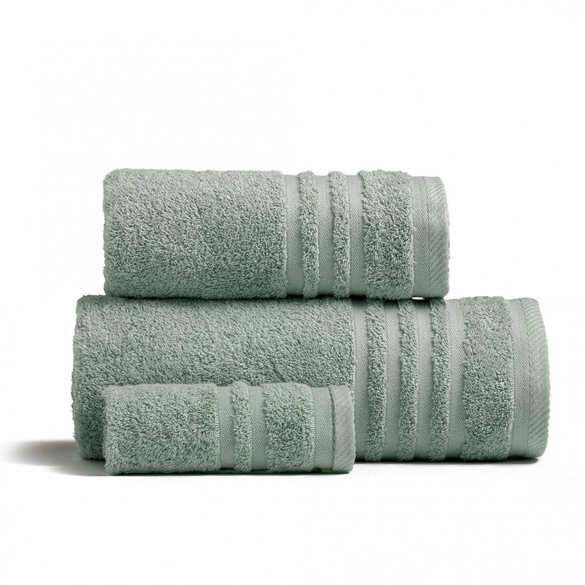 SET OF 2 COMBED COTTON TOWELS 100% 600gr/sqm